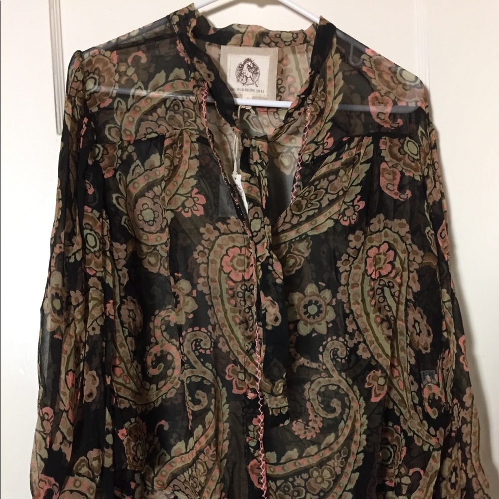 Till The Morning Comes Silk Blouse - Picture 7 of 16